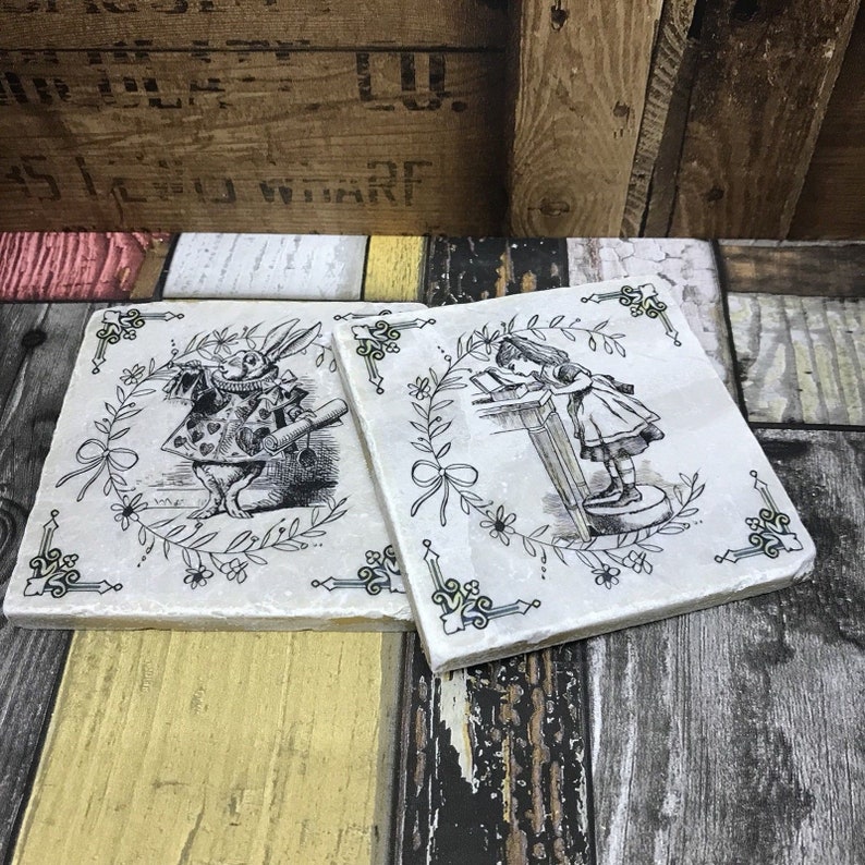 Alice in Wonderland Natural Stone Coasters Finish with a Gold Edging 画像 6