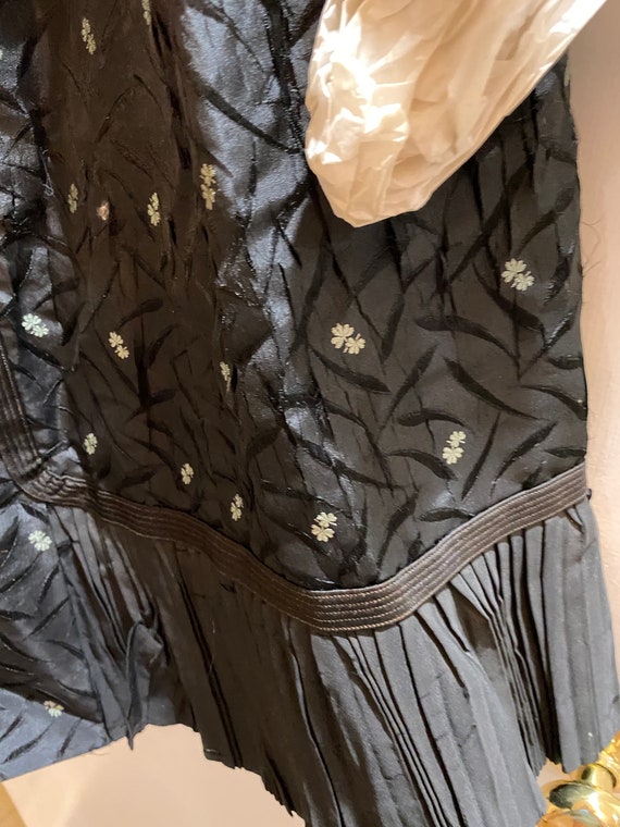 bodice and skirt Victorian damaged - image 8