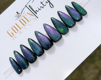 Chameleon Cat Eye | Purple | Blue | Silver | Handmade | Press On Nails