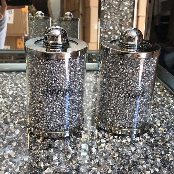 Silver Crushed Crystal Diamond Salt Snd Peper Shakers Kitchen Decor 2 Pc Set
