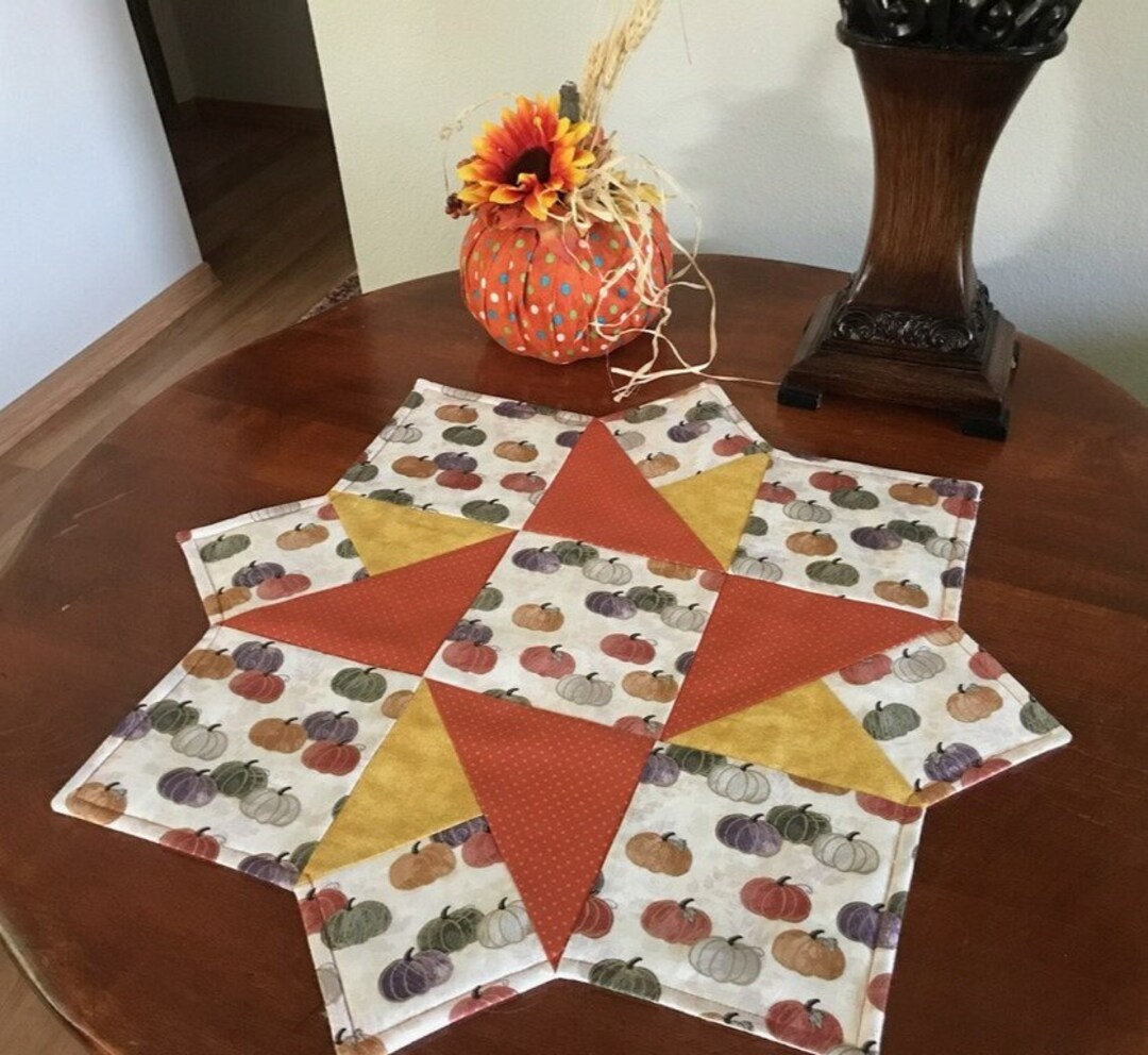 QUILTED AUTUMN PUMPKIN Table Topper ~ Pumpkins Table Runner ~ Quilted ...