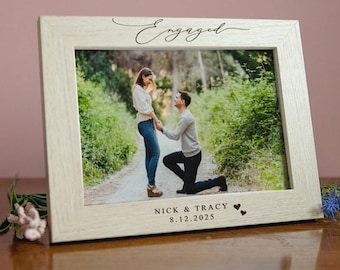 Marco de fotos para novios, regalo de compromiso personalizado, recuerdo de compromiso, marco de fotos para novios.