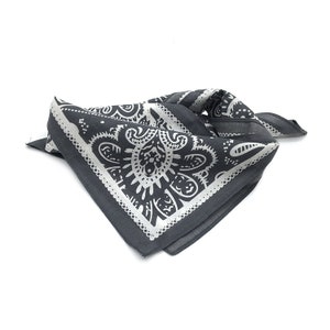 Super Soft Cotton Bandanas. Kaleidoscope Floral Print Bandanas. Headwraps. Handkerchief. Organic Cotton