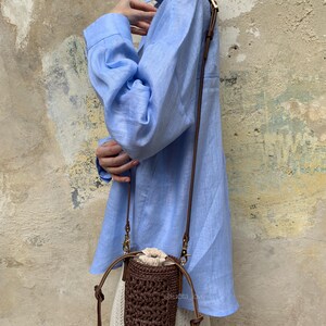 Chocolate Brown Raffia Mini Bag – Woven Straw Crossbody, Boho Summer Bucket Purse, Natural Crochet Beach Bag, Handmade Brown Bag
