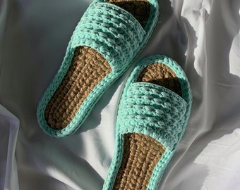 Menthol slippers with textured top Hand crocheted shoes Jute insole Cotton top Handmade slippers for home and street Home slides 38-38.5