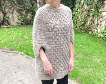 CROCHET PONCHO pattern, Crochet Cape, Crochet Poncho For Women, Crochet Capelet, Chunky Poncho, Women's Poncho, Women's Cape, Bulky Yarn