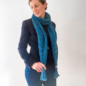 MODERN CROCHET SCARF pattern, Crochet Scarf for Women, Womens Scarf, Unique Crochet Scarf, Crochet Winter Wrap, Diamond Crochet Scarf