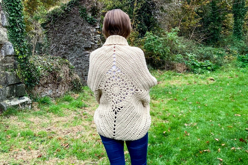 GEHÄKELTE SHRUG Anleitung, Häkeljacke, für Frauen, dickes Garn, Cocoon, Rechteck, Größen XS 4X Bild 2