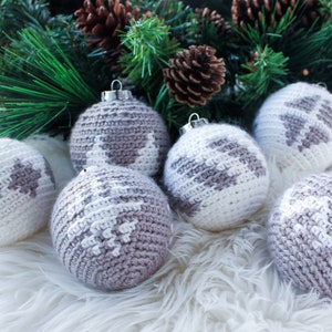 CROCHET BAUBLE BUNDLE, Christmas Crochet, Ornament, Decoration, Holiday, Handmade image 1