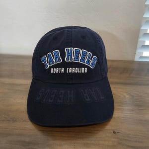 Vintage North Carolina Tar Heels Fitted Hat Cap Size 7 1/8 Blue UNC NCAA Retro afbeelding 2