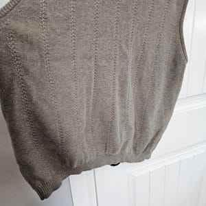 Vintage Tommy Bahama Sweater Vest Mens XXL 90s Knit Tan Preppy Academia Grandpa image 4