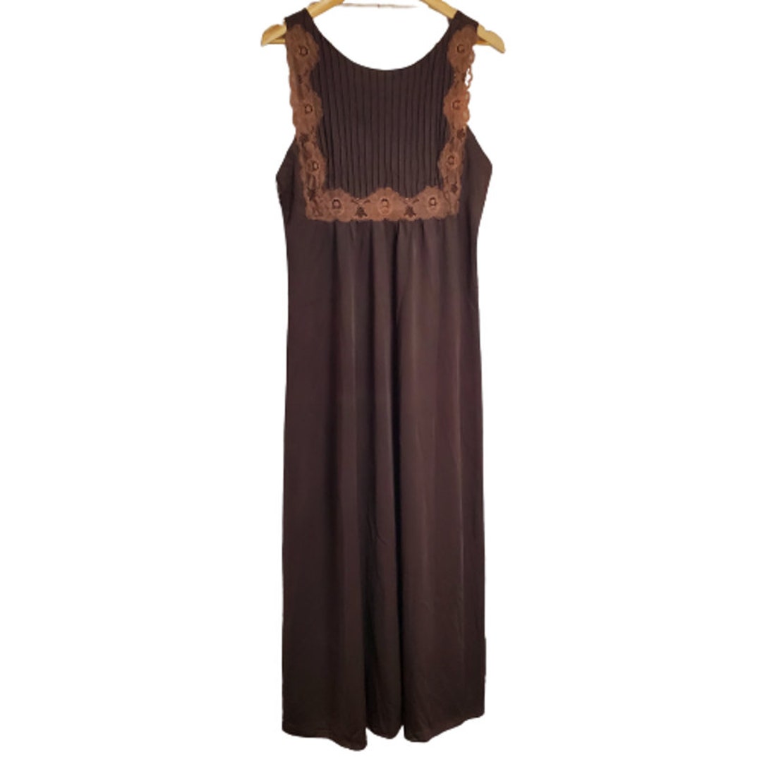 Buy Shararat Women's Feather Printed Sleeveless Nighty/Night Gown - Brown  -Sleeveless_Feather_BR(1) at Amazon.in
