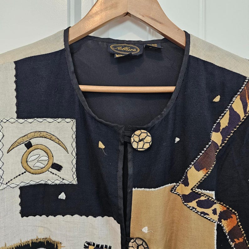 Vintage Allure Blazer Womens Size 1X Black 3D Animal Print 90s Art To Wear Boho image 3
