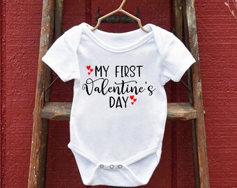 Mi primer día de San Valentín svg-Valentines Day svg-Instant Download-Silhouette SVG-Cricut SVG-svg, png, dxf, jpeg