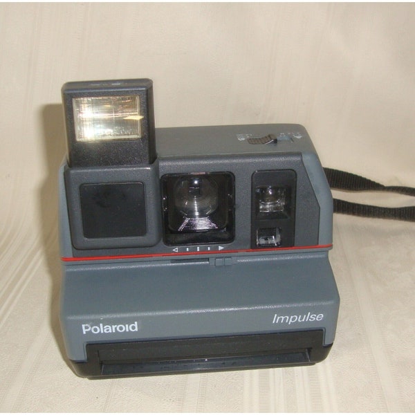 Vintage POLAROID IMPULSE 600 Instant Camera  Untested