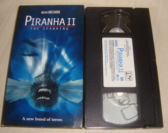 Piraña II: El desove VHS 2003 - Lanzamiento raro de VHS de terror de culto James Cameron