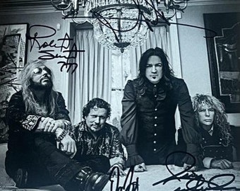 Stryper FULL BAND Signed Autographed 8x10 B&W Photograph