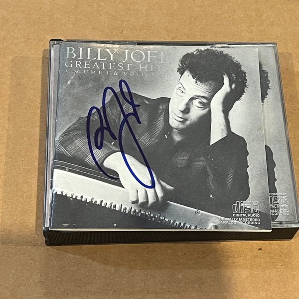 BILLY JOEL Signed Autographed Greatest Hits CD Booklet
