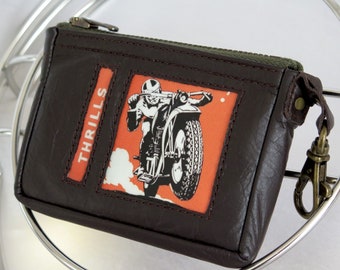 kleines Portemonnaie Damen und Herren "Thrills" mit Vinylbild Vintage Motorrad, schwarzes Leder, Geldbörse mit Reissverschluss im Racestyle