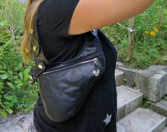 small shoulder bag for women, revolver bag made of black horse leather, with zipper, ideal motorcycle cell phone handbag