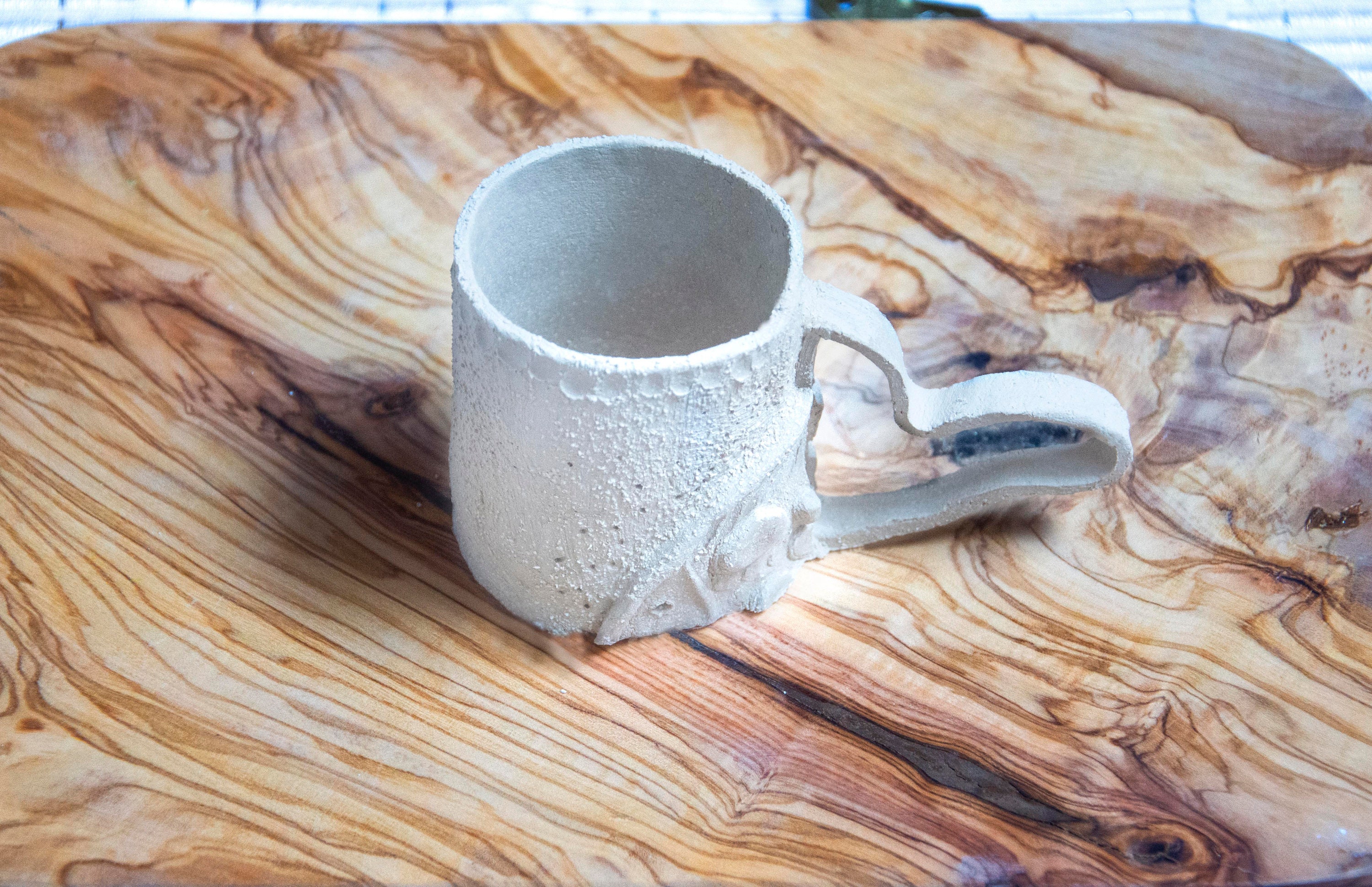 Tasse Artisanale en Céramique, Motif Poisson