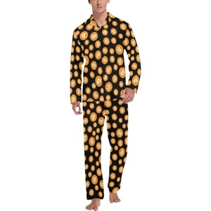 Buttoned Pajama Set For the family Money One Million Bitcoins Cash Bitcoin cryptocurrency  blockchain Crypto, Long Sleeve pajamas, sleepwear