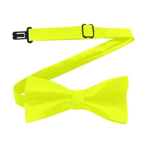 Klassische Schicke verstellbare Fliege neon gelb, Freche Mode, Unisex, Accessoires, Geschenk, Geschenk für sie, Geschenk für ihn, Krawatte, Fliege, Hochzeit Bild 2