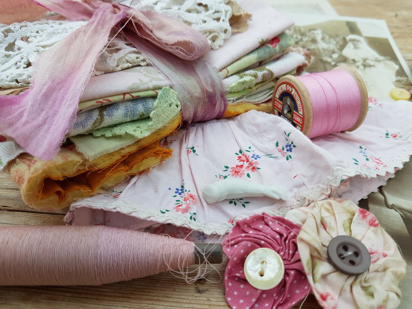 Vintage fabric bundle buttons ephemera vintage cottons and Etsy