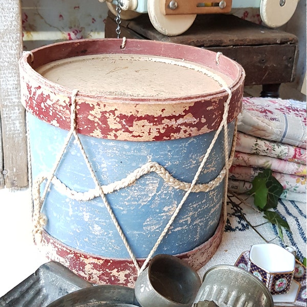 Vintage drum, Christmas display drum