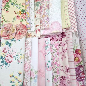 boîte de couture lente de fleurs vintage, jolis tissus floraux roses, lot de tissus et de courtepointe vintage, fournitures de journalisation image 4