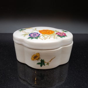 Takahashi trinket box / Made in Japan