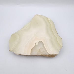 Vintage Hand-Carved Onyx Stone Ashtray | Natural Agate Catchall Dish | Mid-Century Modern Trinket Bowl | Unique Raw Edge Home Decor image 2