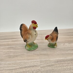 Rooster and Hen salt and pepper shakers