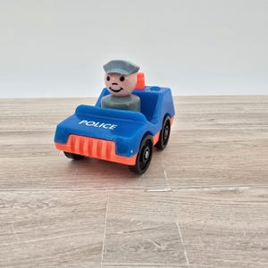 Fisher Price Little People police set