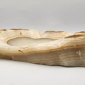 Vintage Hand-Carved Onyx Stone Ashtray | Natural Agate Catchall Dish | Mid-Century Modern Trinket Bowl | Unique Raw Edge Home Decor image 4