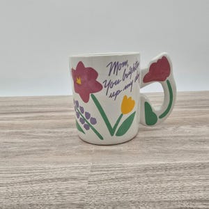 Avon mom mug tulips &quot;You brighten up my day&quot;