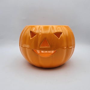 Ceramic pumpkin / Halloween decor