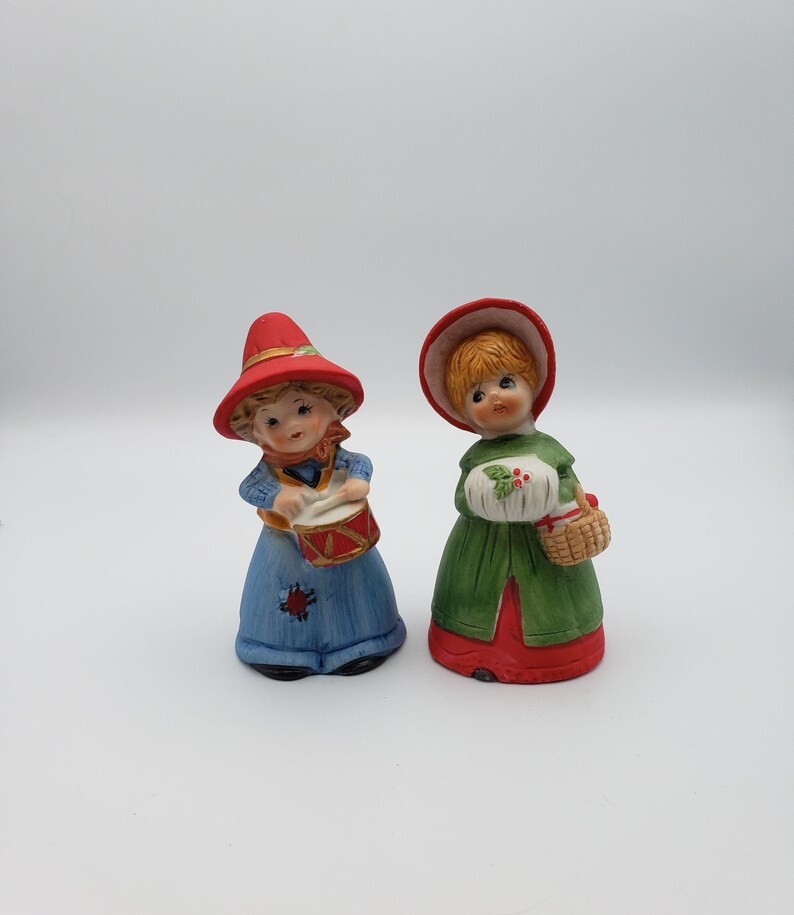 Vintage set of 2 Jasco Christmas bells Made in Taiwan kitsch