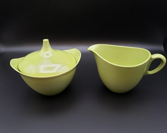 Vintage Oneida Deluxe Melamine Sugar and Creamer Set | Avocado Green Melmac | Mid Century Modern Retro Kitchen Decor | Marked OD