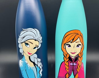 Disney Frozen inspired insulated 17oz water bottle.
