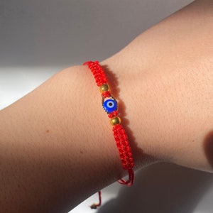 Adjustable Macrame Evil Eye Bracelet: Handmade Protection Charm