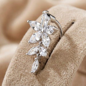 Blaue CZ Blumen Baumeln Bauch Ring - Edelstahl Reverse Bauchnabelpiercing
