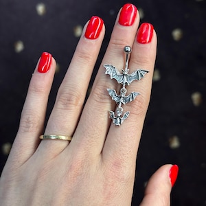Dangly Bat Belly Ring: Gothic Surgical Steel Navel Piercing