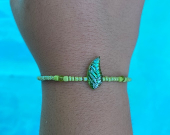 Leaf Bracelet / Green Leaf Beaded Bracelet / Beaded Green Bracelet / Leaf Jewelry / Handmade Beaded Leaf Bracelet / Leaf Charm Bracelet