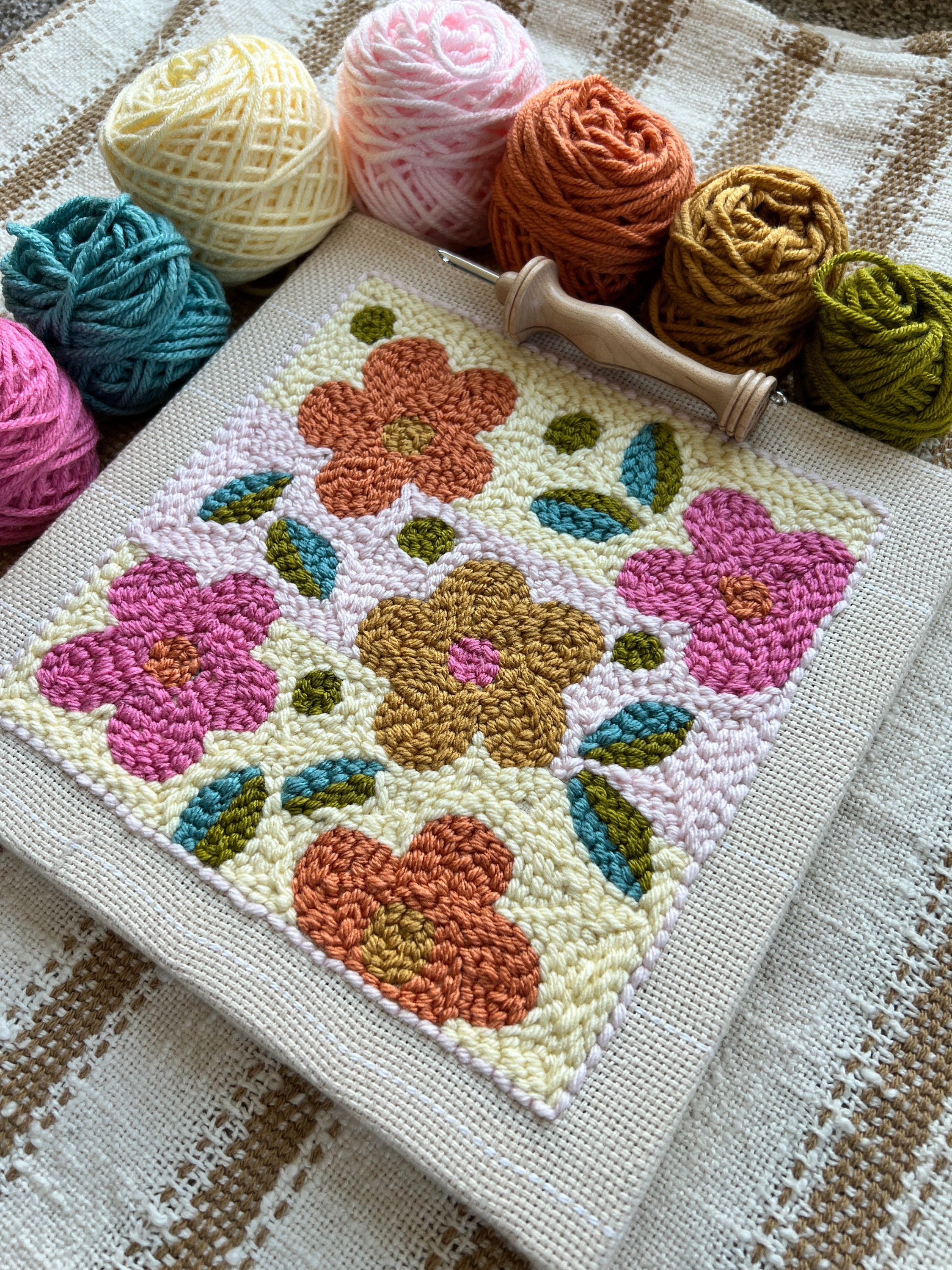 Beginner Punch Needle Kit /flower Power / Rug Hooking / Yarn Craft Kit ...