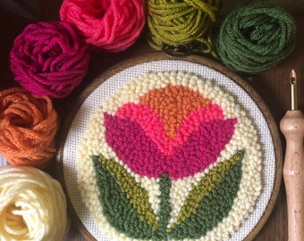 Beginner Punch Needle Kit / Spring Tulip/ Yarn Craft Kit/ Rug Hooking