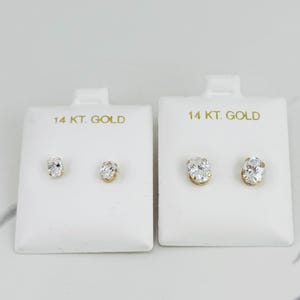 14k gold earrings Stud oval  - Aretes oro 14K ovalados
