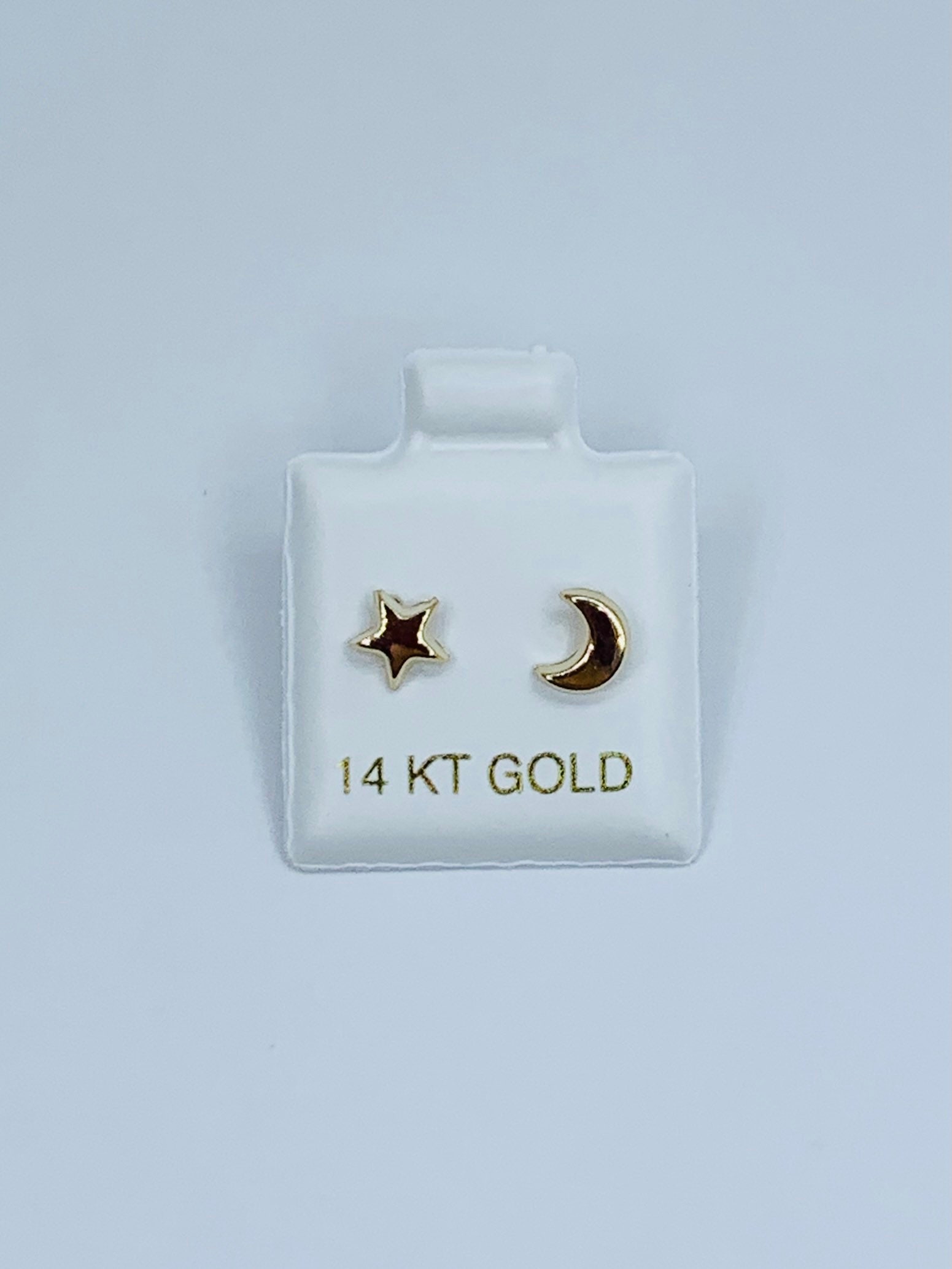 Orecchini a perno con sfera in oro giallo 14k con chiusura a vite - 5 diverse dimensioni disponibili, Oro 14K : The World Jewelry Center Orecchini a perno con sfera in oro giallo 14k con chiusura a vite - 5 diverse dimensioni disponibili, Oro 14K : The World Jewelry Center