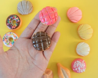 Mini concha Mexican Pan Dulce multicolored conchita INDIVIDUAL sweet bread Mexico Miniatura Mini Food comida