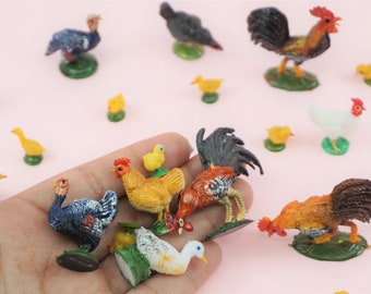 Mini chicken rooster hen chick coop Miniature dollhouse animal Mini ofrenda Nacimiento pesebre